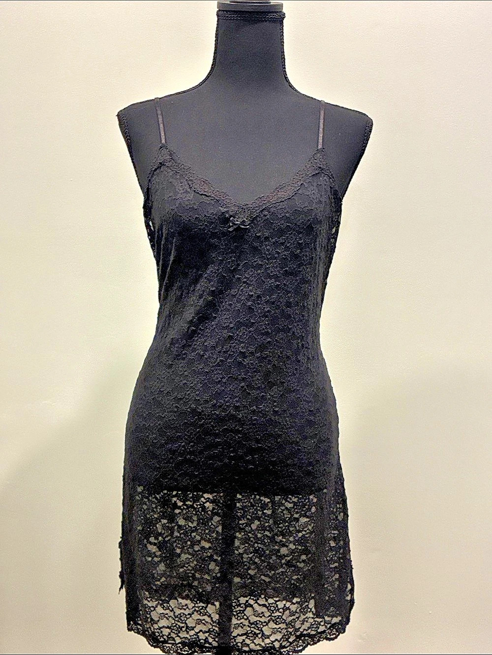 Victoria's Secret Black Floral Lace Chemise Like New